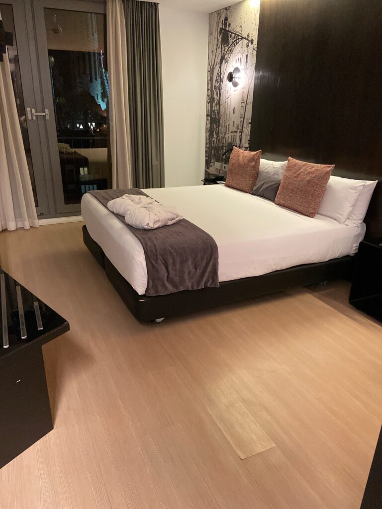 Sercotel Rosellonのスタンダードルーム内装